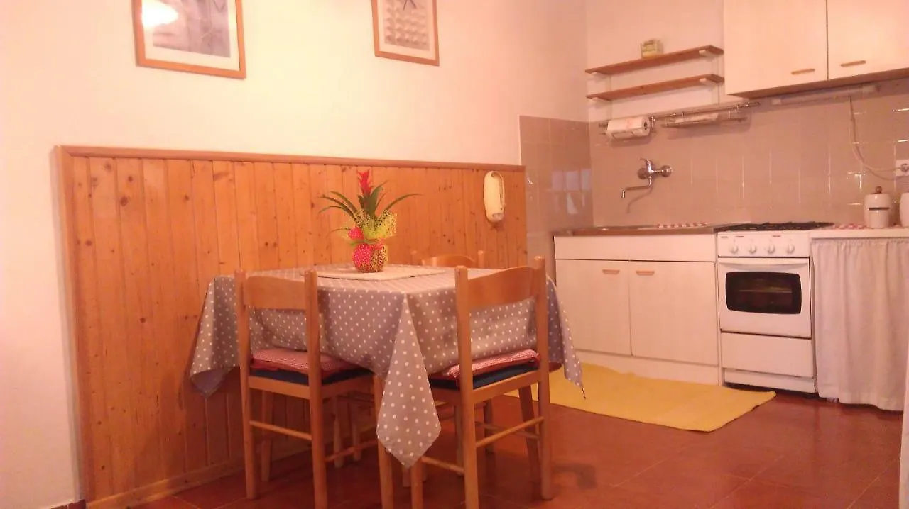 Apartment Bela Novigrad